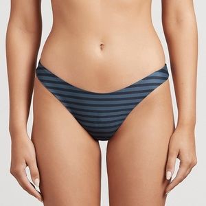 Acacia Bobbi Bottom Color Fin | Navy and Grey Striped Size XL